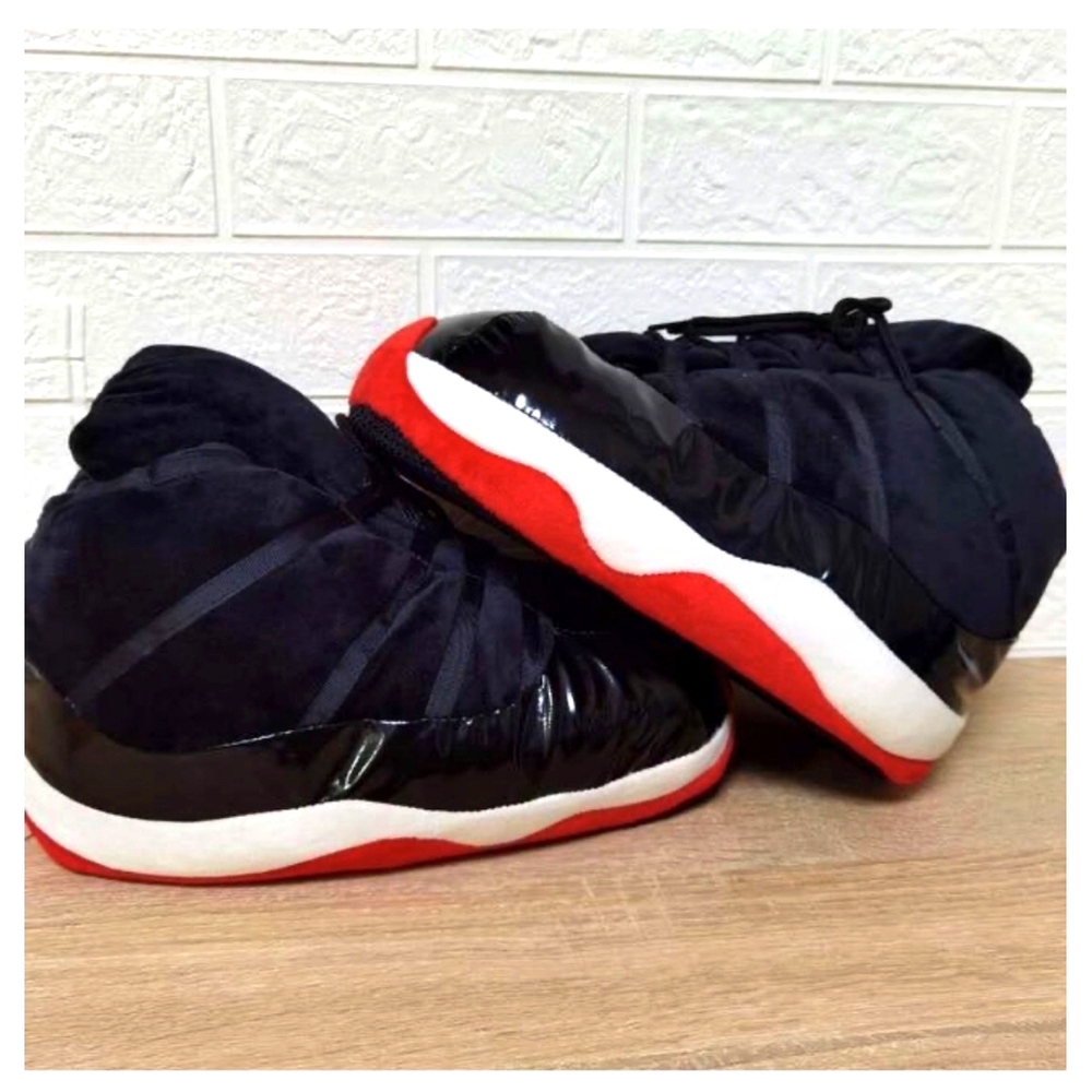 Jordan 11 slippers